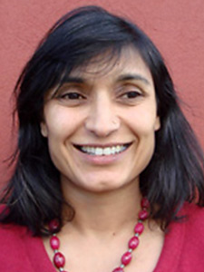 Photo of lecturer Dr Nisha Shah